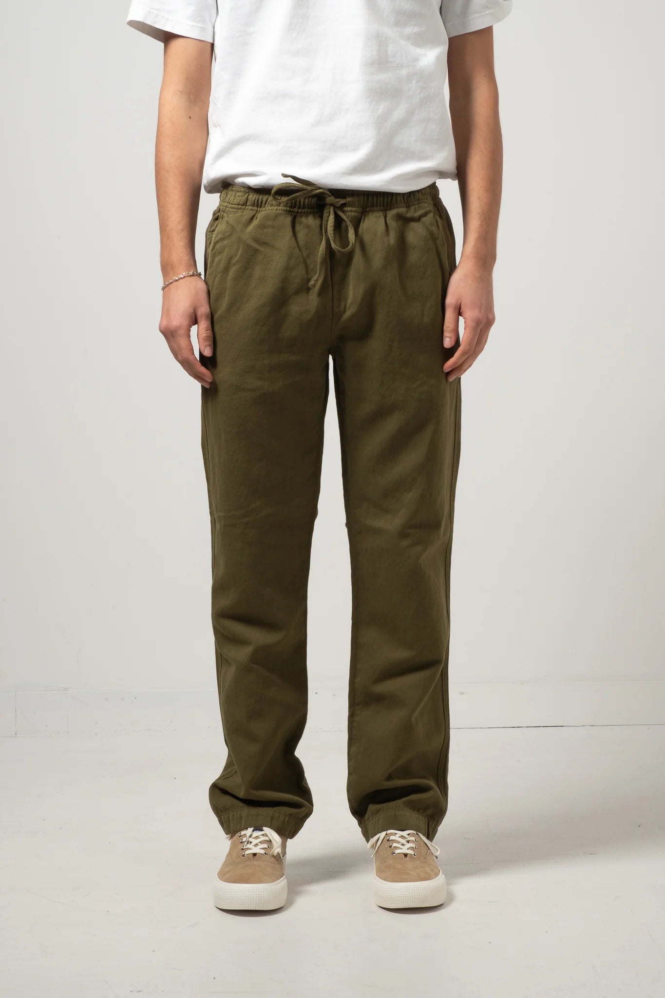 C.O.F. Studio Drawstring Pants Light Cotton Linen in olive