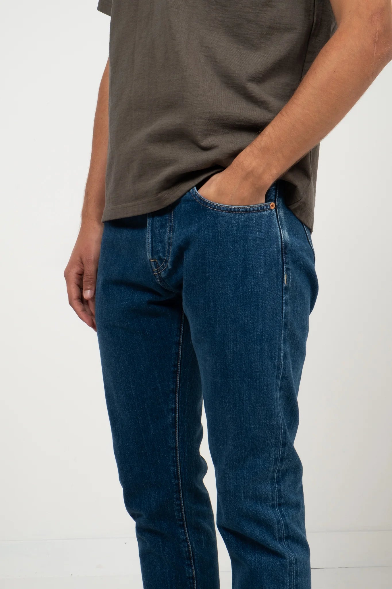 C.O.F. Studio M7 Tapered Ind Selvedge 6x Wash Denim